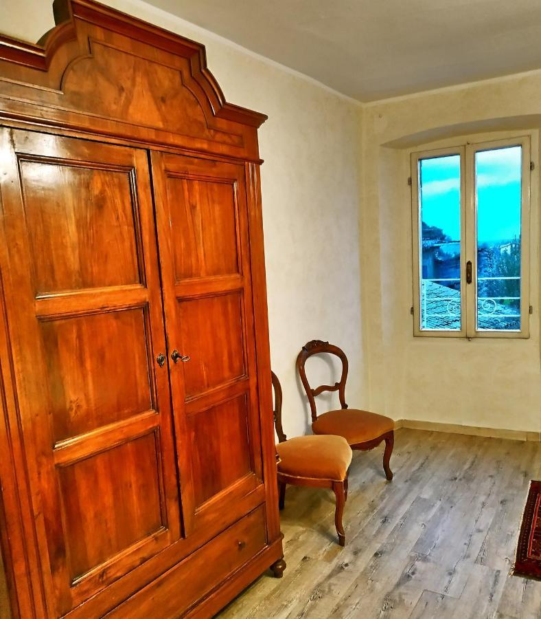 Villa Casale Storico Enzo Castelnuovo del Garda Exterior foto